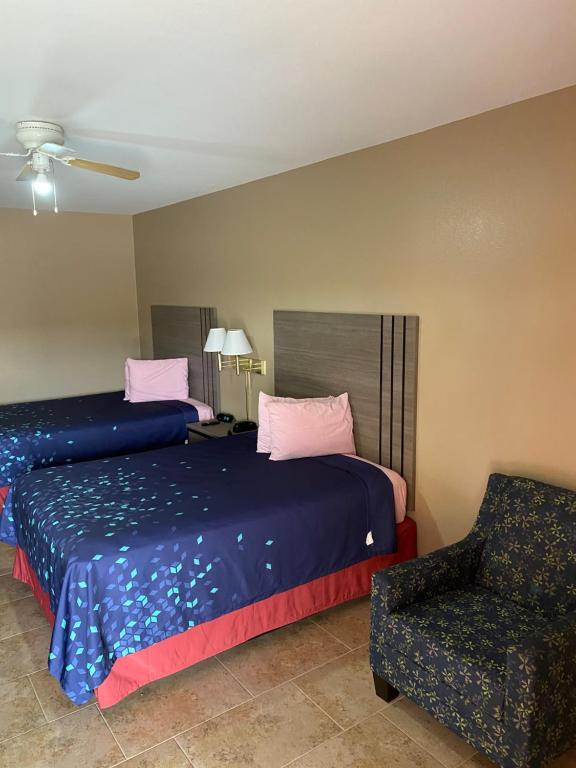 Los Fresnos Inn and Suites image 18